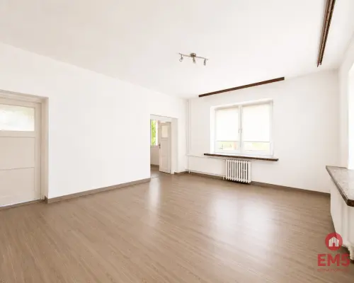 Budynek mieszkalny blisko centrum