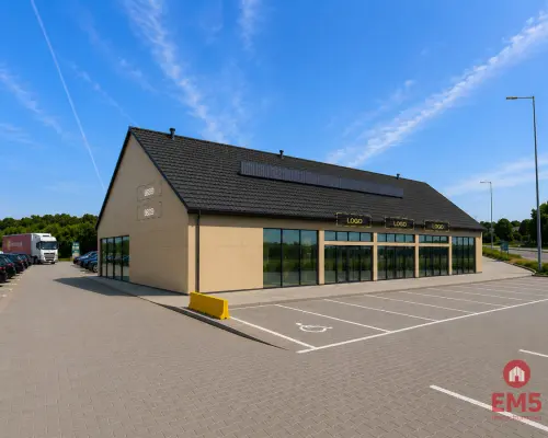Lokal handlowo-usługowy 390 m2