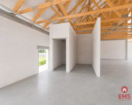 Lokal handlowo-usługowy 390 m2