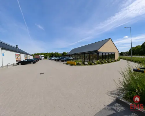 Lokal handlowo-usługowy 390 m2