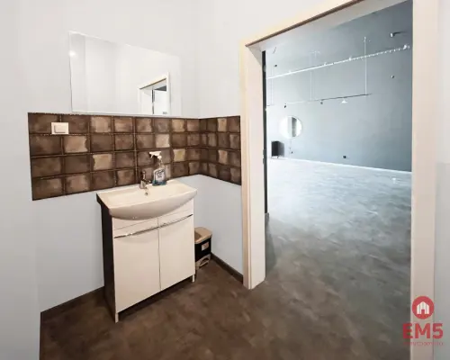 Świetny lokal na parterze