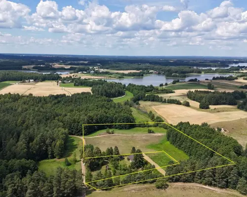 Wyjątkowa działka otoczona lasem