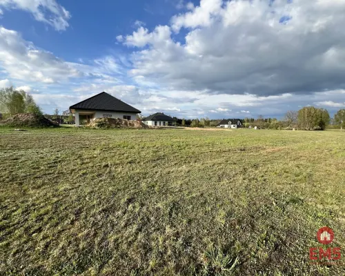Olmonty działka 1000m2.