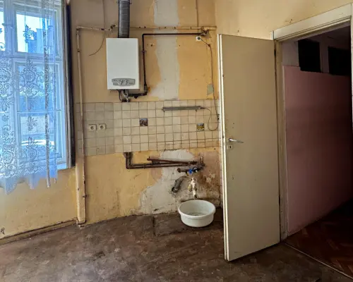 Parter, 99,5m2 / pod kancelarie, biura, gabinety