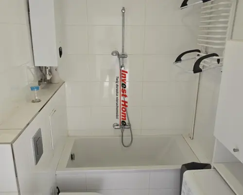 Kawalerka po remoncie na Dąbrówki do wynajęcia.