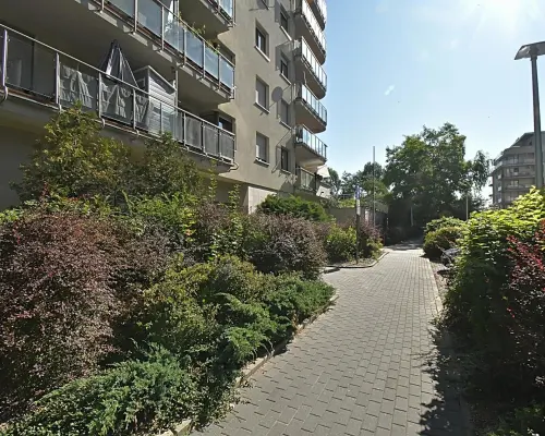 Dwa pokoje z dużym balkonem, klima ul. Przyjaźni