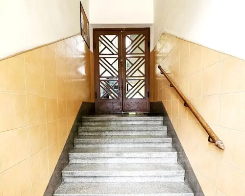 Lokal idealny na kancelarię lub gabinety. Z możliwością aranżacji