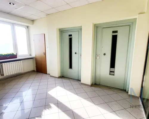 lokal w wyremontowanym biurowcu