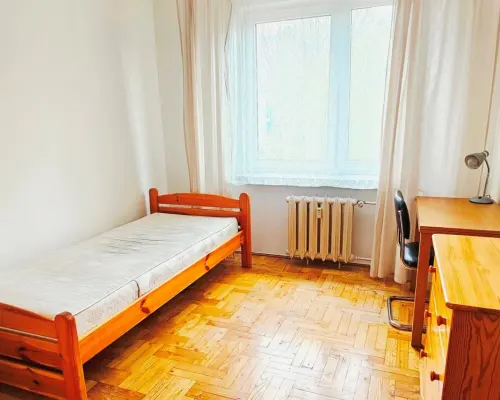 3 niezależne pokoje na parterze ,w otoczeniu zieleni