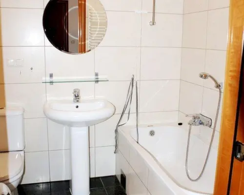 Przestronna , urocza kawalerka przy Rudawie