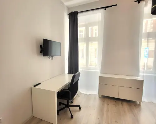 Bezczynszowa kawalerka niedaleko Galerii Krakowskiej
