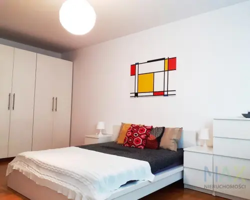 Zaciszne 2 pokoje z balkonem przy Karmelickiej