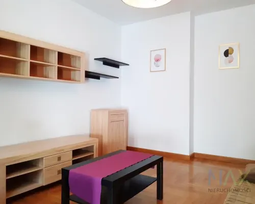 Zaciszne 2 pokoje z balkonem przy Karmelickiej