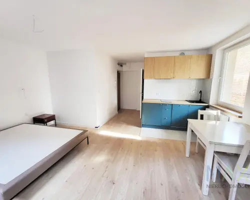 ciche studio przy Kalwaryjskiej, Podgórze, okolica ronda Matecznego