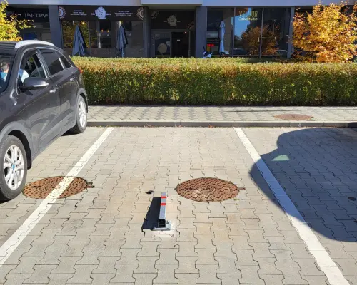Miejsce postojowe zewnętrzne Dobrego Pasterza 120