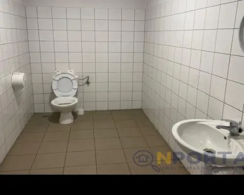 Sprzedam lub wynajmę halę, magazyn w centrum miasta Turek