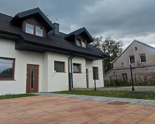 NA SPRZEDAŻ BLIŹNIAK W ŚWIDNICY