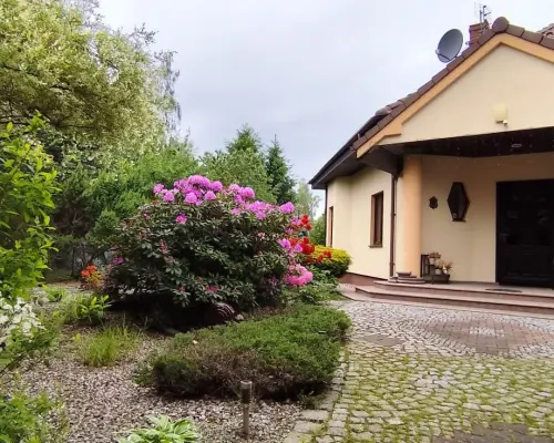 Wyjątkowy dom nieopodal Świdnicy! Duża działka!