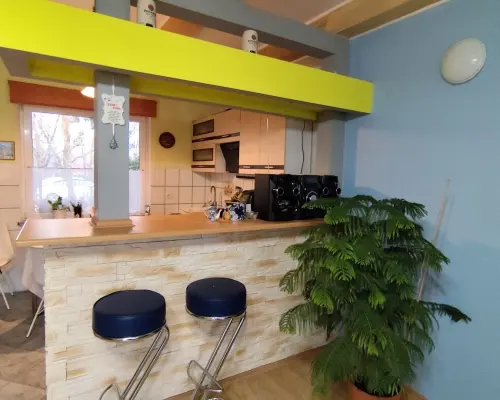Dom z dużą działką 32 ary - w tym dwie wydzielone działki Burkatów k. Świdnicy | 150 m² | Garaż | Kominek   Womba