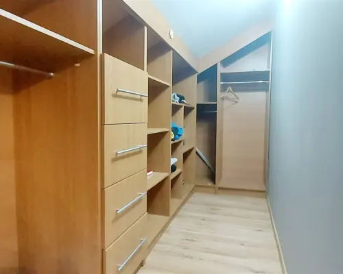 Atrakcyjny wolnostojący dom w świetnej lokalizacji