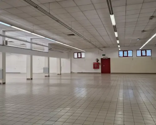 Na sprzedaż obiekt komercyjny