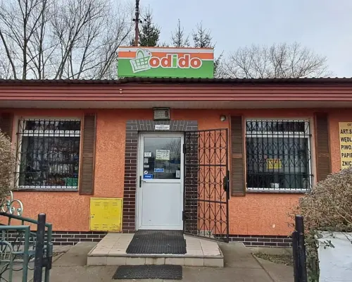 WOMBAT NIERUCHOMOŚCI   oferuje na sprzedaż lokal handlowo-usługowy o powierzchni ok.  80m 2  , usytuowany na działce  415m 2