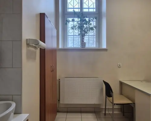 Do wynajęcia lokal w świetnej lokalizacji .