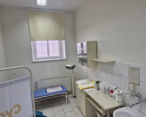 Do wynajęcia lokal w świetnej lokalizacji .