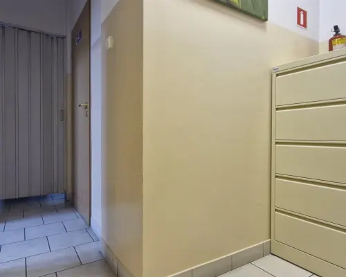 Do wynajęcia lokal w świetnej lokalizacji .