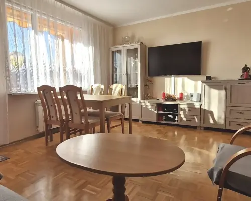 4-pokojowe mieszkanie na sprzedaz lub zamiana.