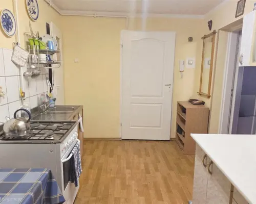 WOMBAT NIERUCHOMOŚCI    oferuje na sprzedaż atrakcyjne mieszkanie w ścisłym centrum Świdnicy   Na sprzedaż mieszkanie zlokali