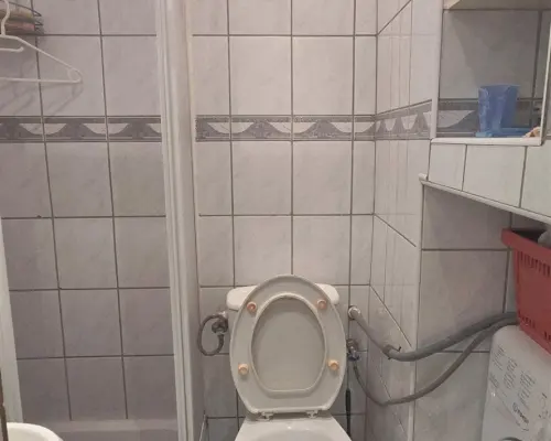 WOMBAT NIERUCHOMOŚCI    oferuje na sprzedaż atrakcyjne mieszkanie w ścisłym centrum Świdnicy   Na sprzedaż mieszkanie zlokali