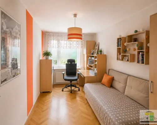 Na sprzedaż przestronne 3-pokojowe mieszkanie z dużym balkonem , 72,11 m² , 2 piętro,  Wałbrzych             Przestrzeń,