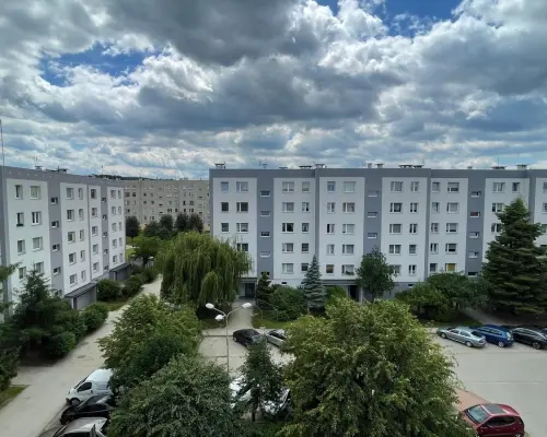 Komfortowe 2-pok.mieszkanie po remoncie z balkonem