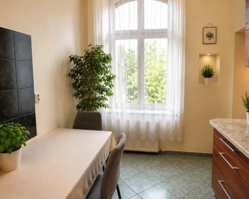Na sprzedaż wyjątkowe mieszkanie z wysokimi sufitami | 55,5 m² | 2 pokoje | 2 piętro   WOMBAT NIERUCHOMOŚCI  z przyjemno
