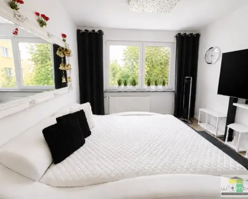OSIEDLE MŁODYCH | 2 POKOJE | PO REMONCIE | BALKON
