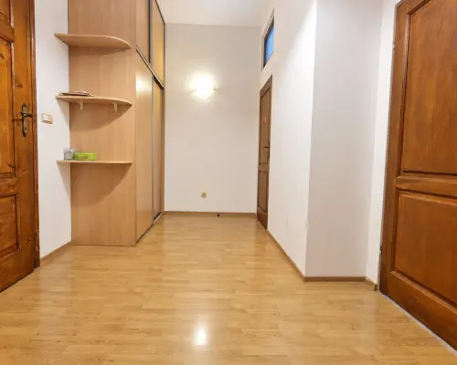 Przestronne 4-pokojowe mieszkanie, centrum