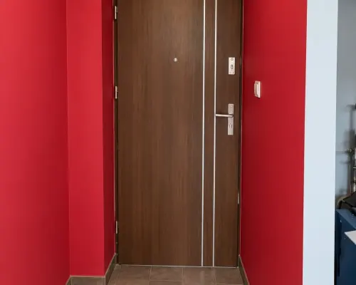 WOMBAT NIERUCHOMOŚCI   ma przyjemność zaprezentować na sprzedaż przytulne mieszkanie o powierzchni 28,9 m², położone w spo