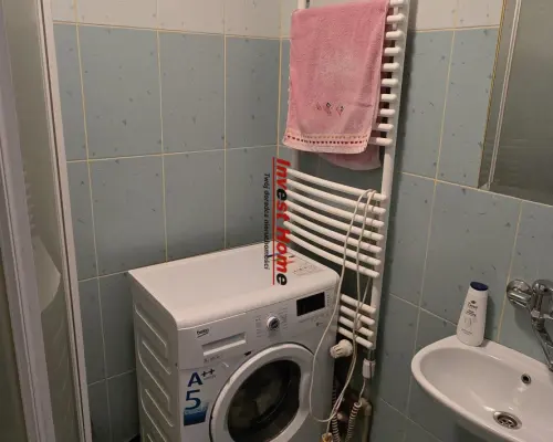 Przestronne mieszkanie M4 w dobrej lokalizacji.