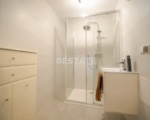 Mieszkanie dwupokojowe 45m2 z balkonem na 1piętrze