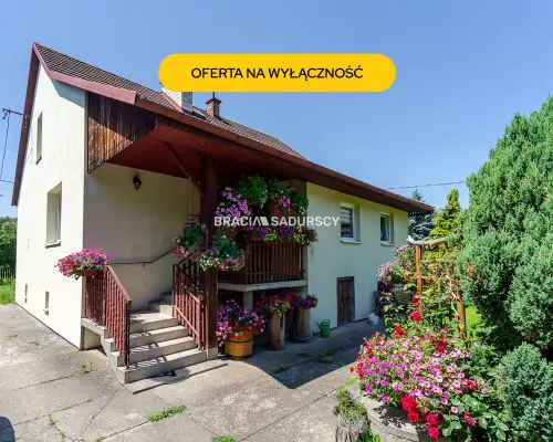 Dom z dużą działką budowlaną. Rzozów 71 arów.