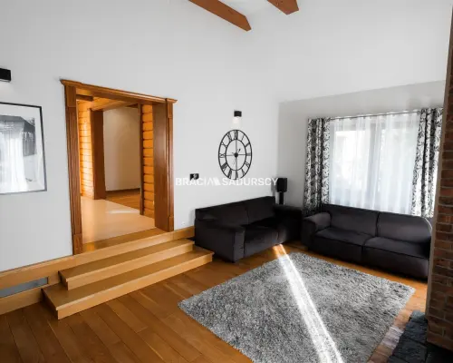Prywatny dom z dużą działką leśną
