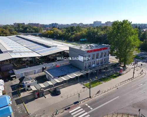 Obiekt handlowy z możl. rozbudowy, działka 250m2