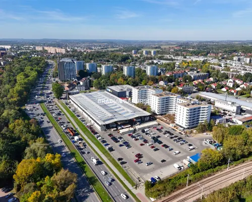 Obiekt handlowy z możl. rozbudowy, działka 250m2