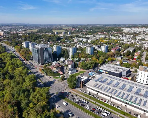 Obiekt handlowy z możl. rozbudowy, działka 250m2