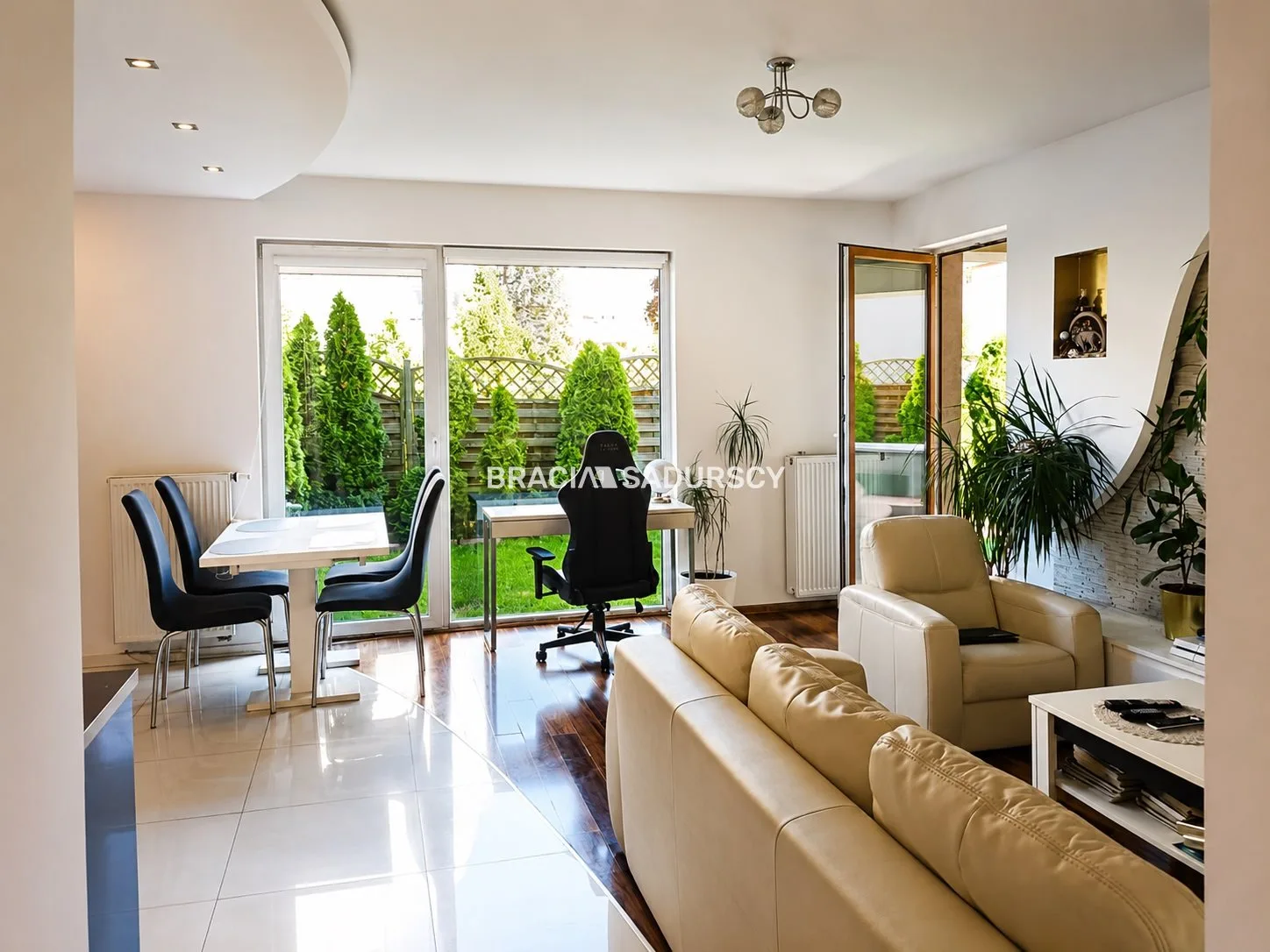 2 pok ok 52,5m2 z tarasem i ogórdkiem 130m2