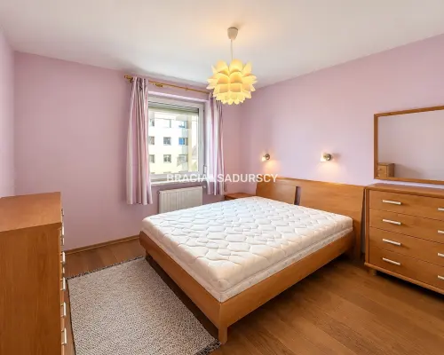 Sprzedam 2 pokojowe mieszkanie 45 m2, Okulickiego