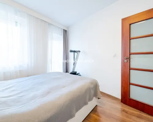 3 pokoje/Stare Podgórze/ul.Dąbrowskiego/czysta KW