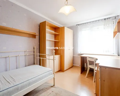 3 pok/ osobna kuchnia/ balkon- ul. Stojałowskiego.