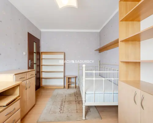 3 pok/ osobna kuchnia/ balkon- ul. Stojałowskiego.
